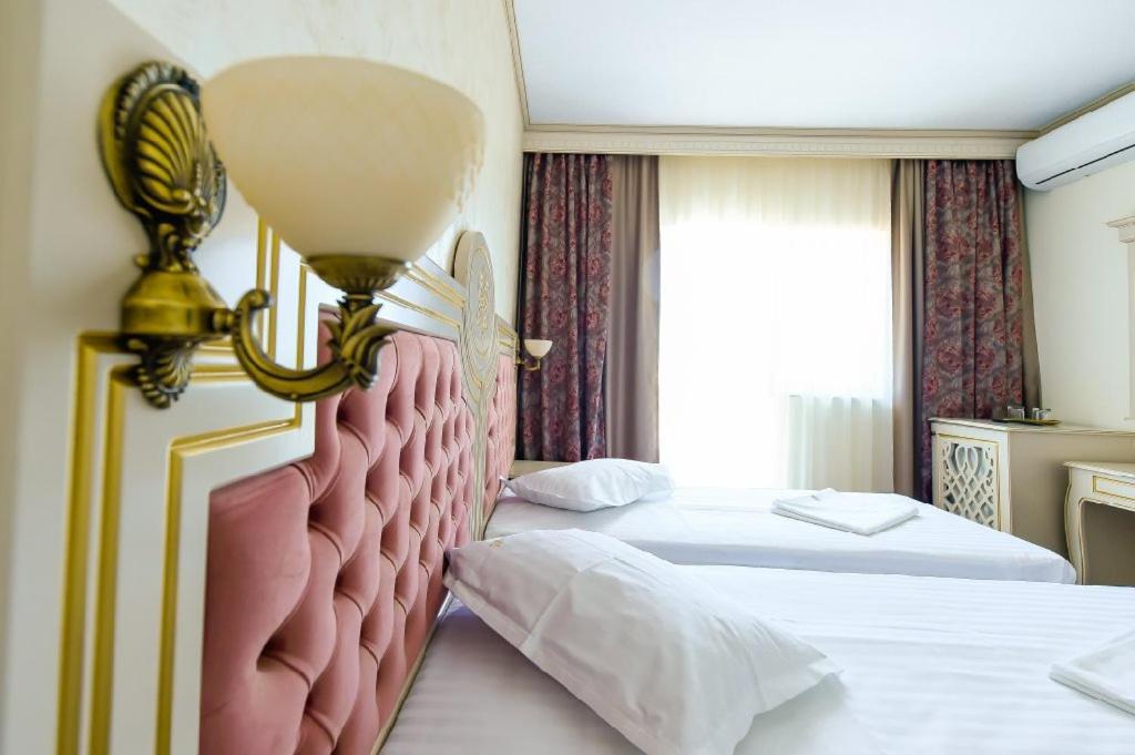 Hotel Belona Eforie Nord Ngoại thất bức ảnh